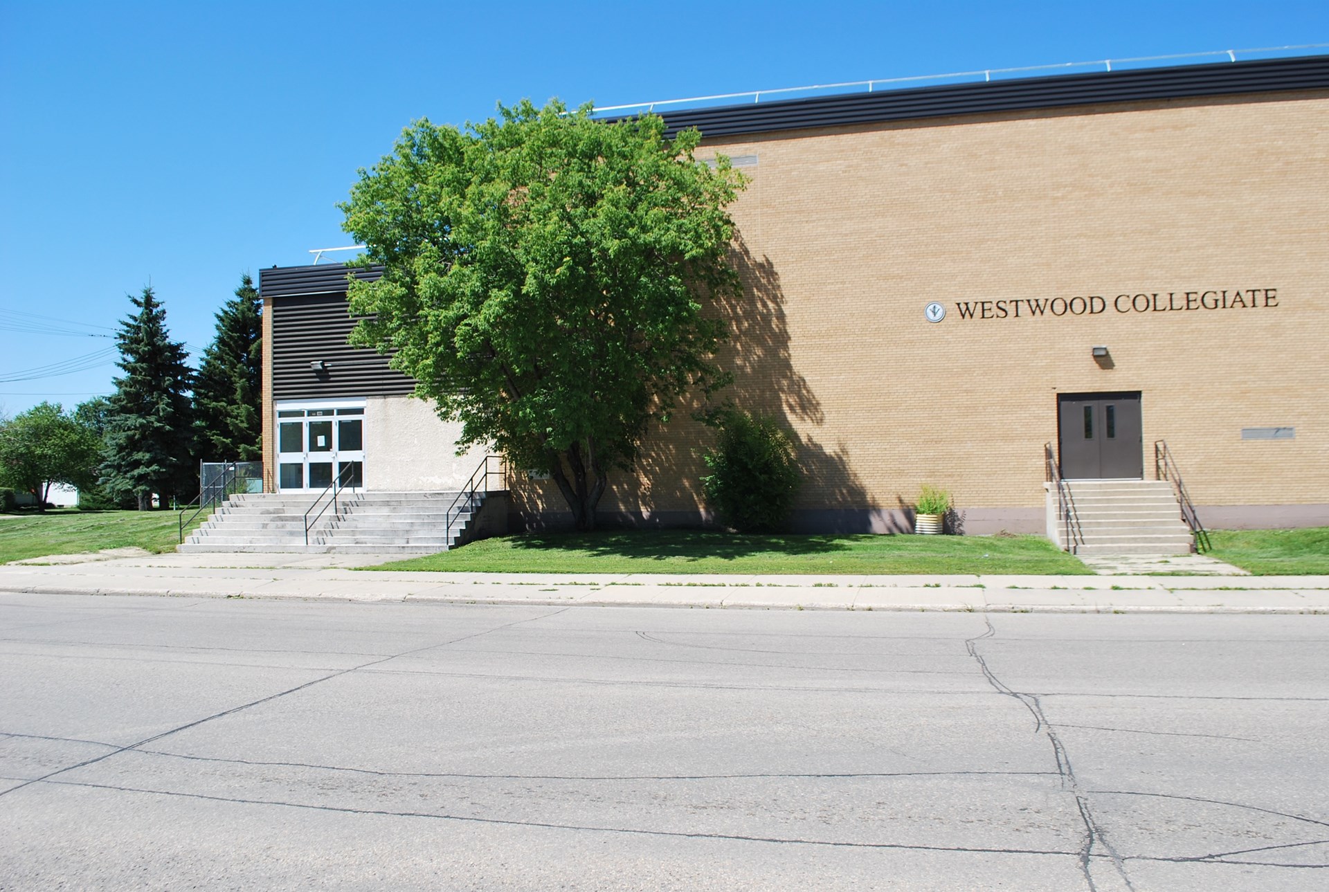 Westwood Collegiate outside.jpg