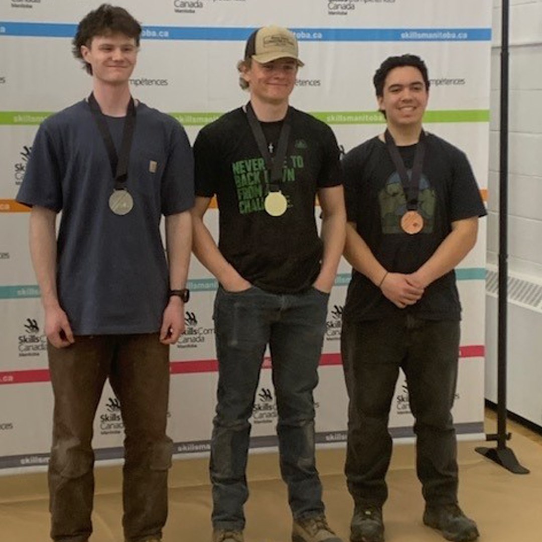 SkillsCompetition_Huskies-2_0000_Layer 1.jpg