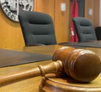 trustee_gavel22_webnews2.jpg